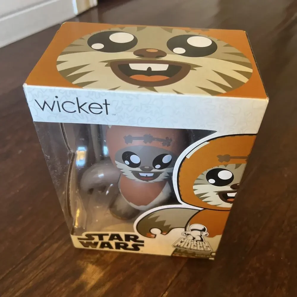 Star Wars Wicket Might Muggs Figure New In Box